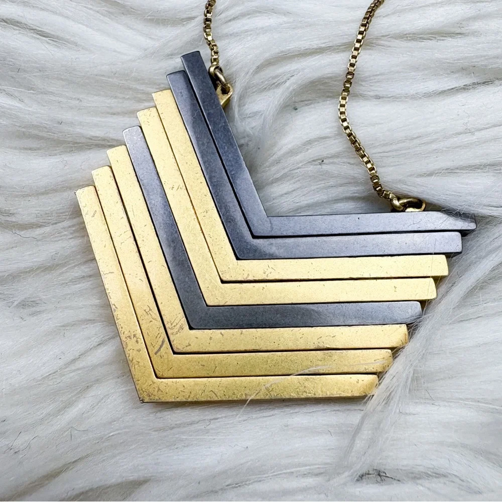 Madewell Arrowstack Necklace Vintage Gold Brass Gunmetal Gray - Picture 5 of 5